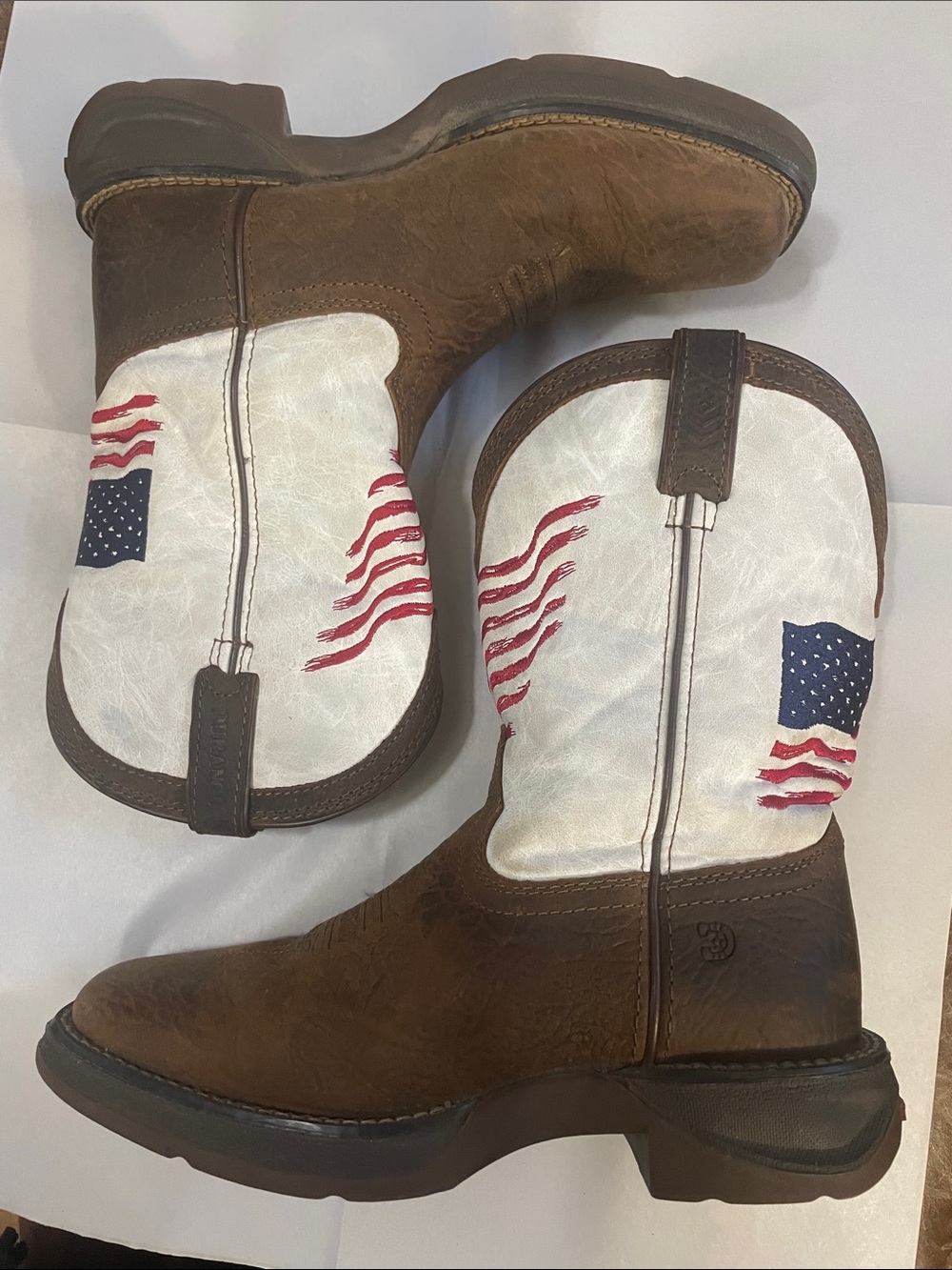Durango Kids Brown And White 8" Boots With Flag Design. Good Condition. Size 4M.